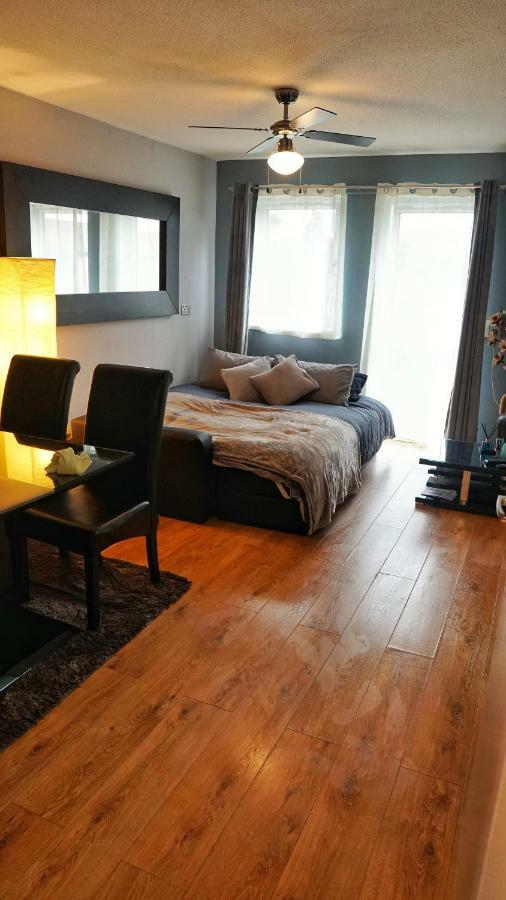 North London Apartment - אדמונטון מראה חיצוני תמונה